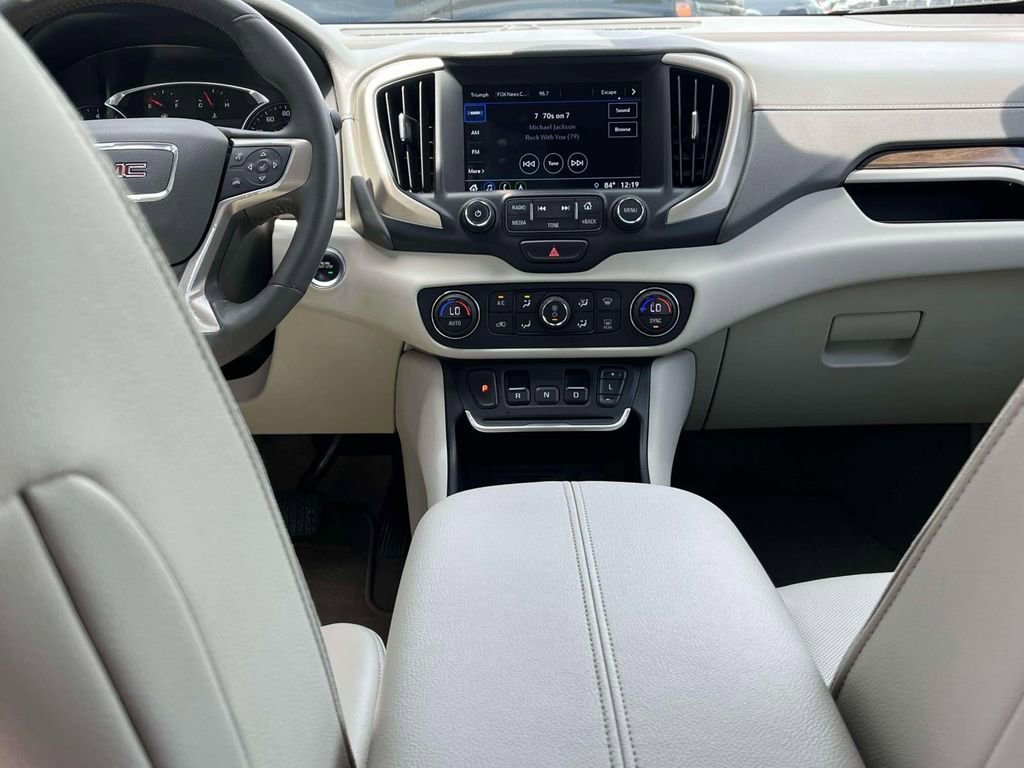 Certified Used 2018 SATIN STEEL METALLIC GMC Denali image 13