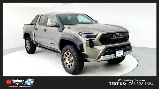 2026 Toyota Tacoma i-FORCE MAX Trailhunter