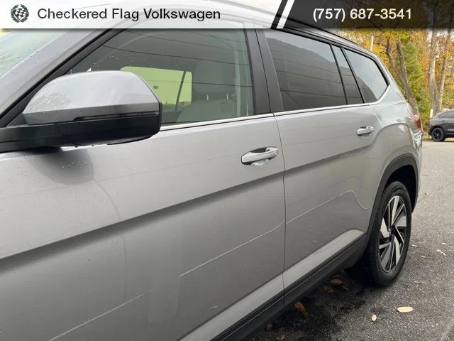 New 2026 Silver Volkswagen 2.0T SE w/Technology image 12