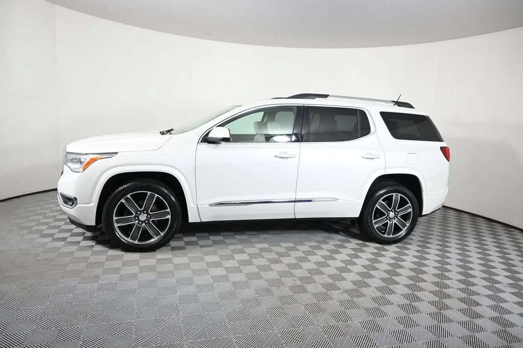 Used 2018 GMC Acadia Denali with VIN 1GKKNXLS2JZ189235 for sale in Forest Lake, Minnesota