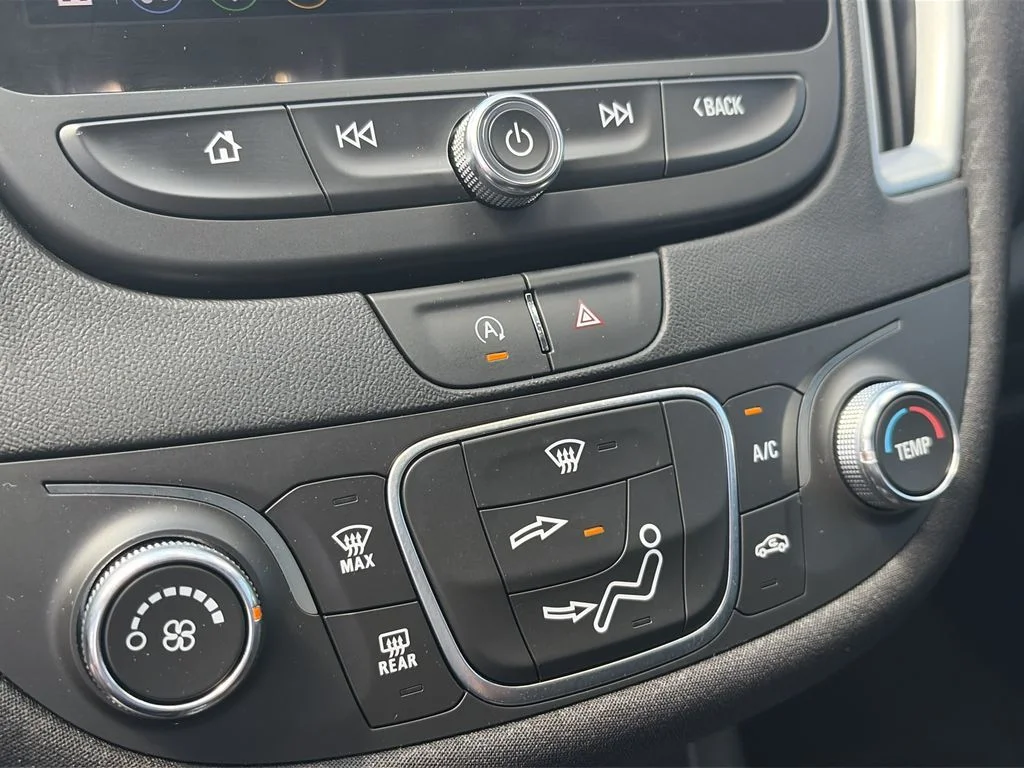 Used 2020 Black Chevrolet RS image 24