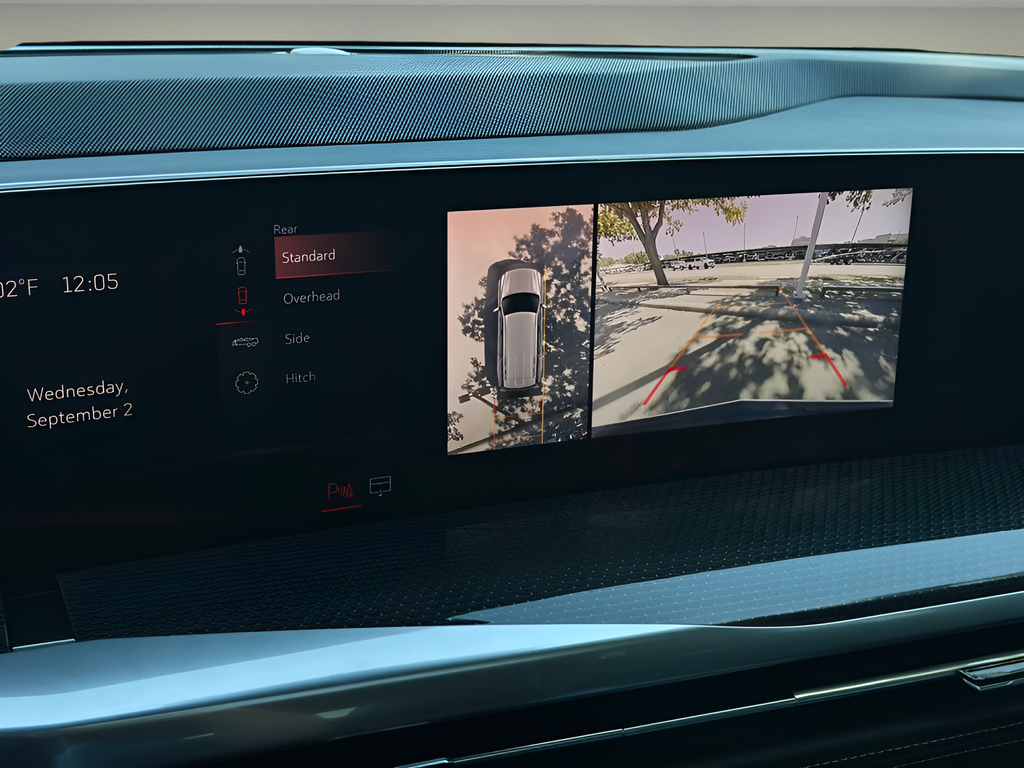 Used 2025 White Cadillac V-Series image 7