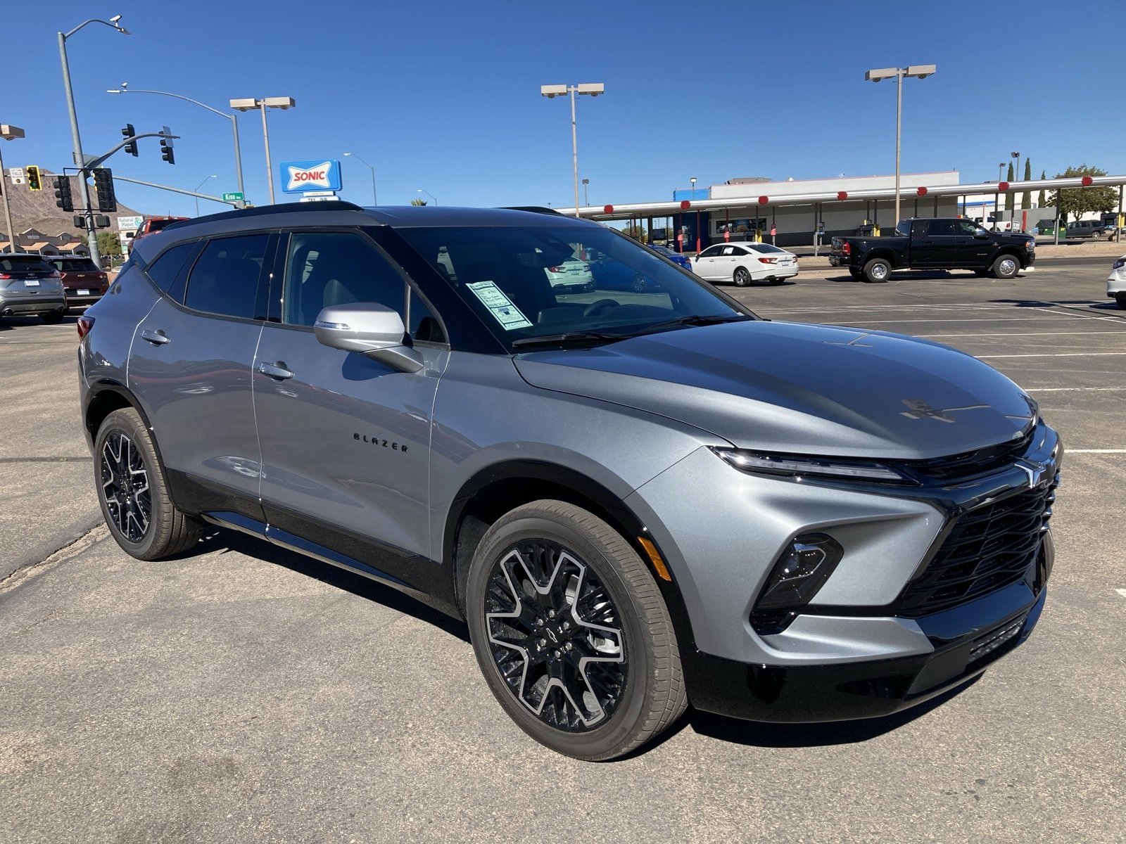 2026 Chevrolet Blazer RS photo 3