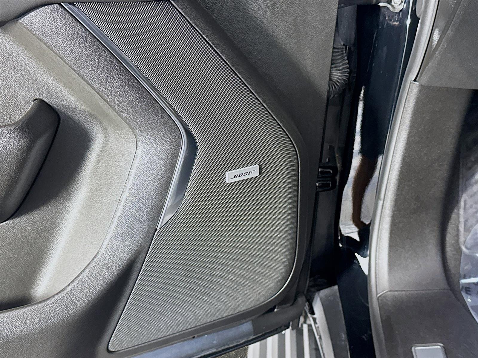 Used 2023 Black Chevrolet High Country image 21