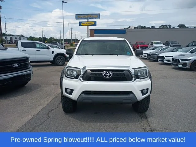 Used 2014 White Toyota Prerunner image 3
