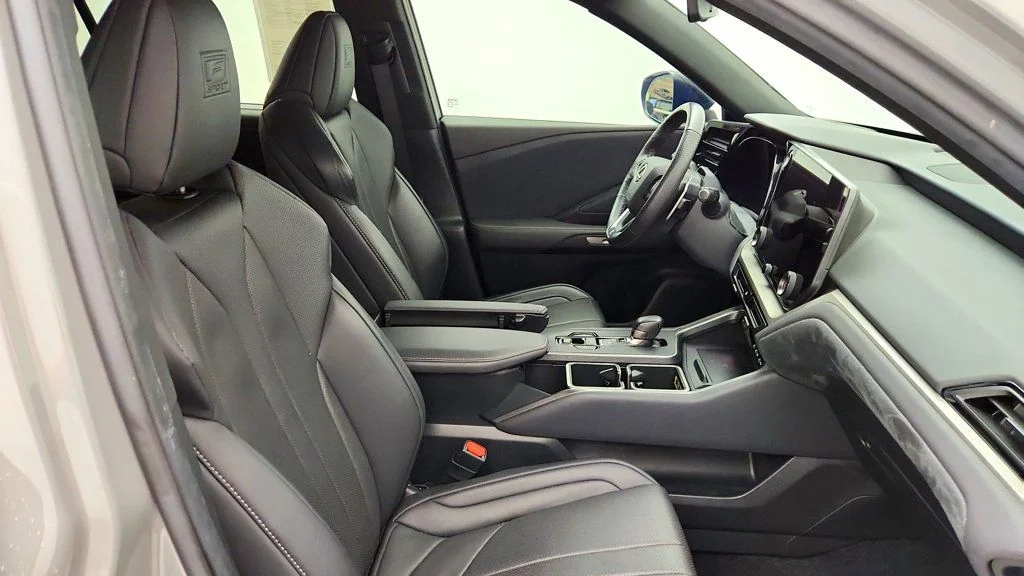 Used 2024 Incognito Lexus TX 500h F SPORT Premium AWD w/ Technology & Convenience Pkgs image 24
