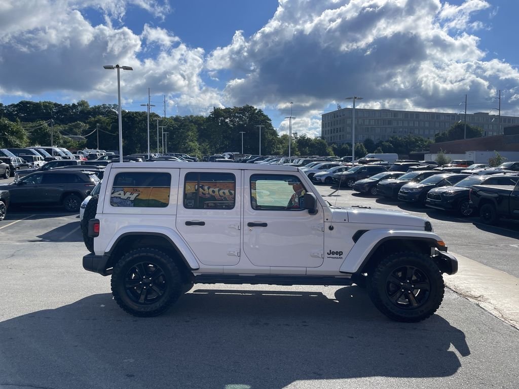 Used 2020 White Jeep Unlimited Sahara Altitude image 7