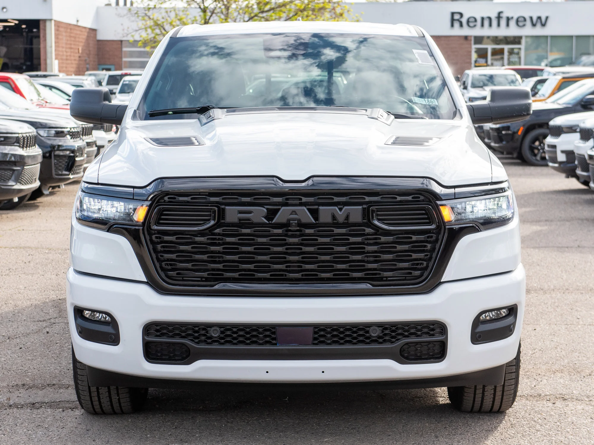 New 2026 White RAM Express* image 9