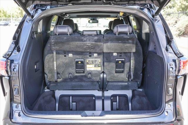 Certified Used 2021 MIDNIGHT BLACK METALLIC Toyota  image 31