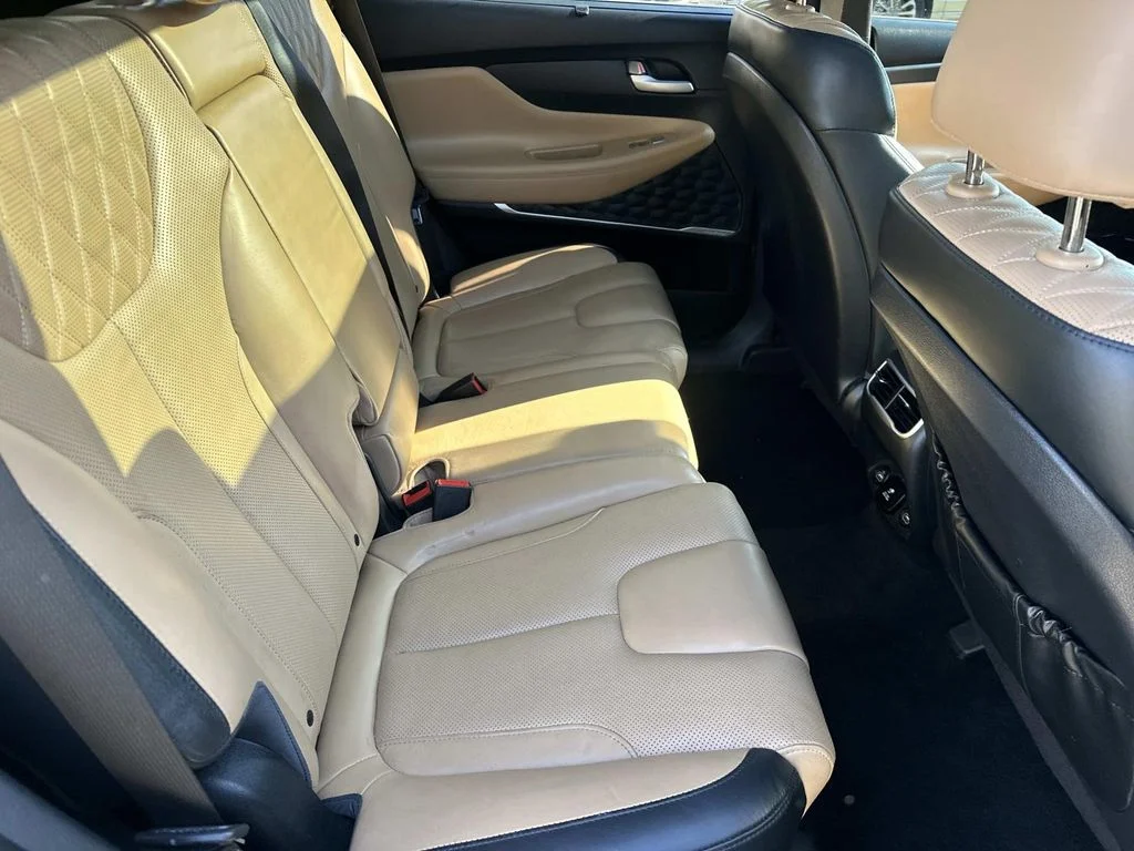 Used 2023 Black Hyundai Calligraphy image 16