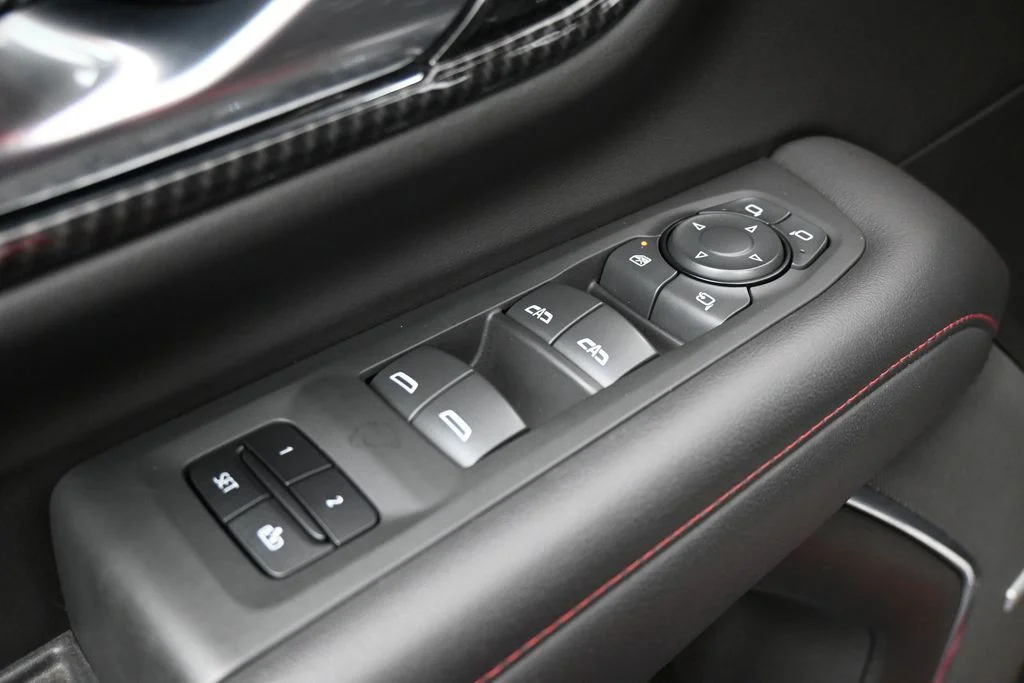 Used 2022 Cherry Red Tintcoat Chevrolet RST image 13