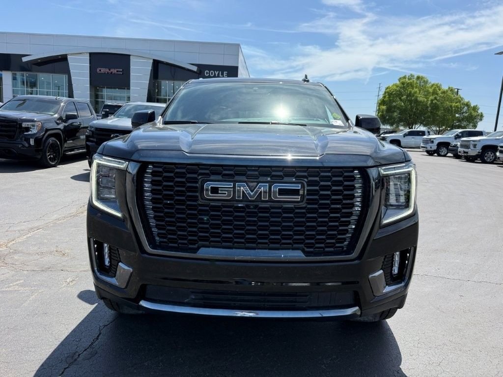 Used 2024 Black GMC Denali Ultimate image 2