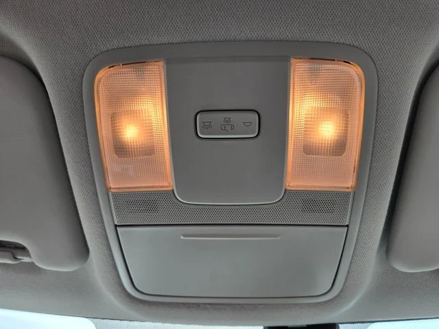 Used 2025 White Kia LX image 27