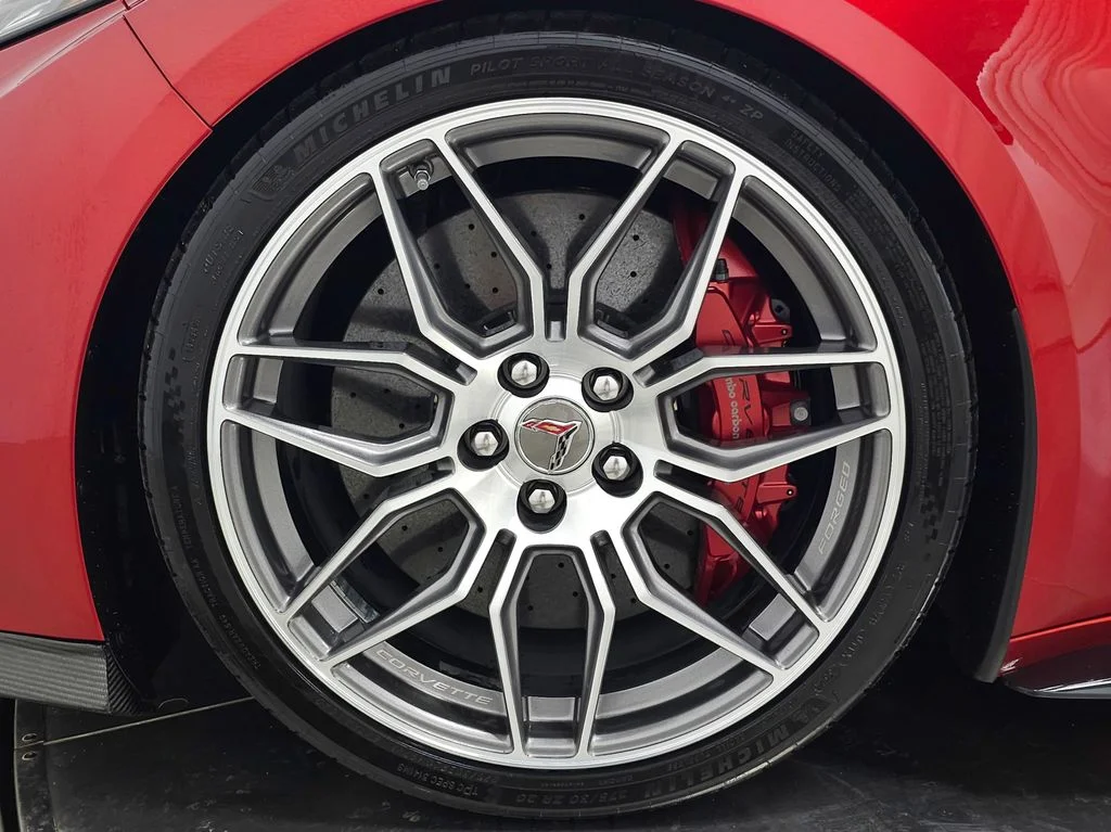 Used 2025 Red Chevrolet E-Ray image 15