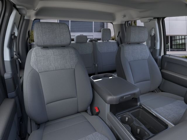New 2026 Oxford White Ford XLT image 10