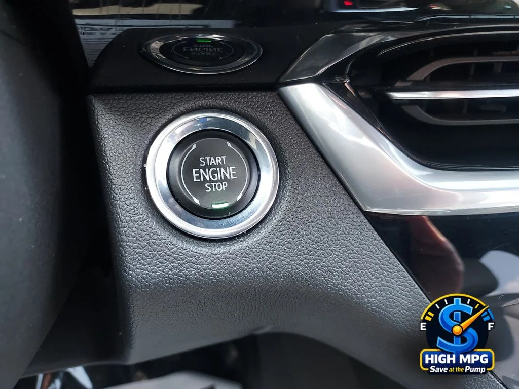 Used 2024 Gray Buick Avenir image 33