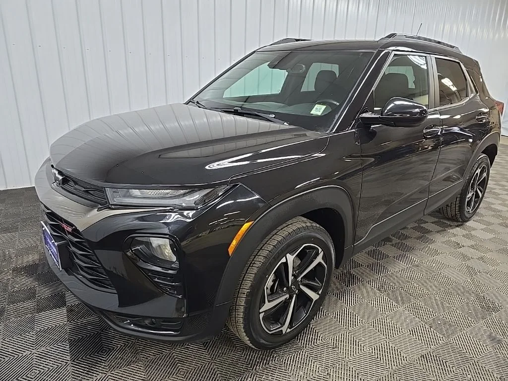 Used 2021 Black Chevrolet RS image 8