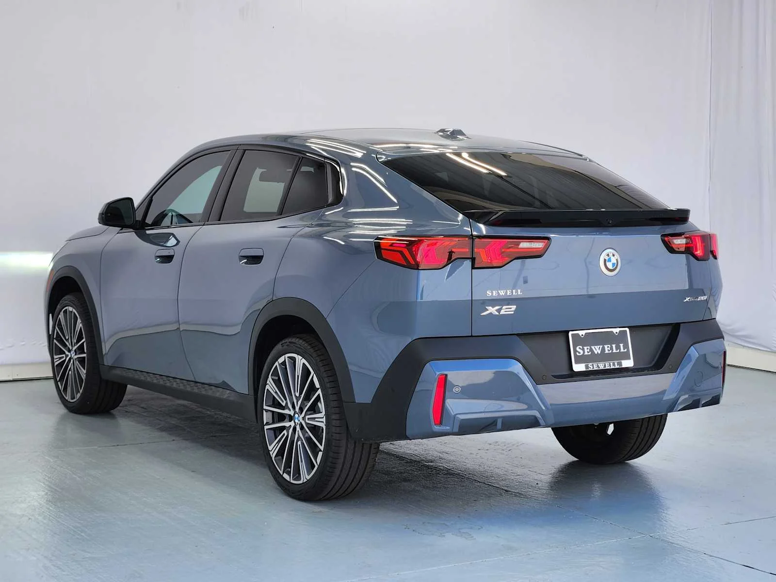 New 2026 Storm Bay Metallic BMW xDrive28i image 3
