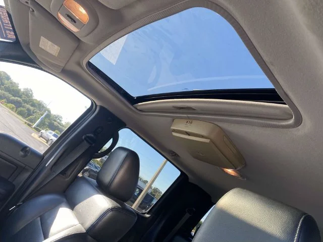 Used 2007 Black Ford XLT image 12