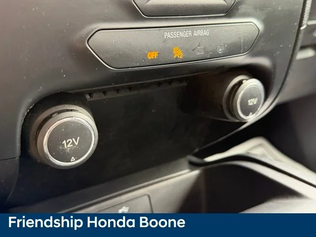 Used 2019 Silver Ford XLT image 28