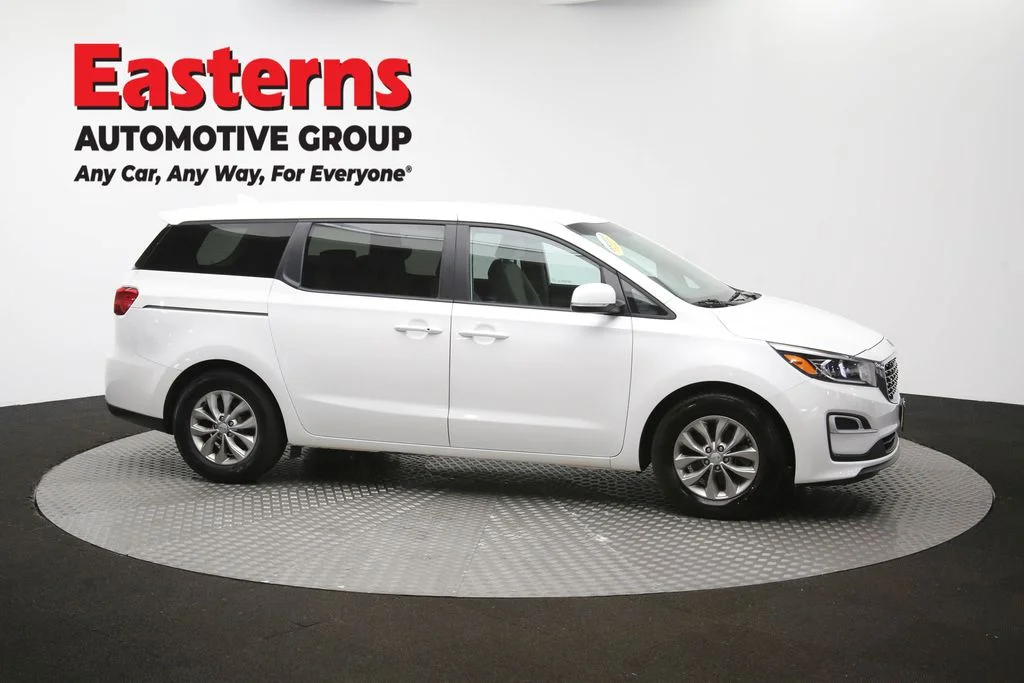 Used 2020 White Kia LX image 46