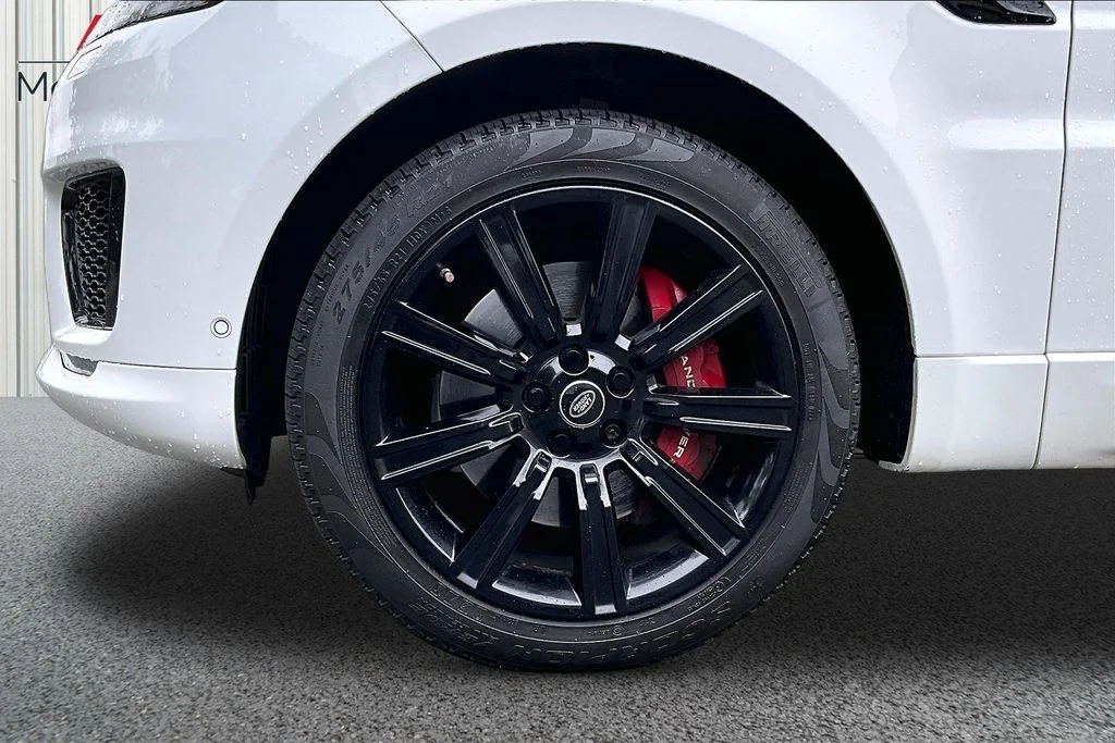 Used 2018 White Land Rover Supercharged image 31