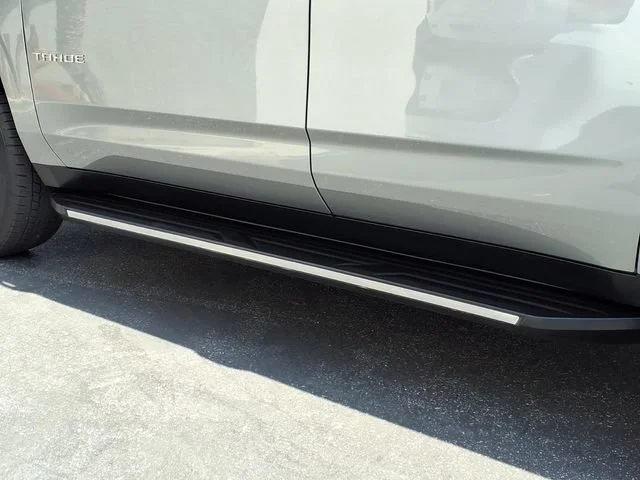 Used 2025 Sterling Gray Metallic Chevrolet Premier image 8