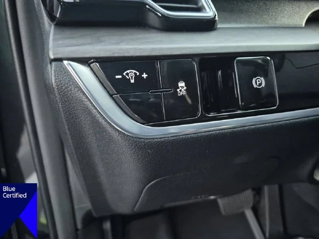 Used 2023 Gray Kia X-Line image 17