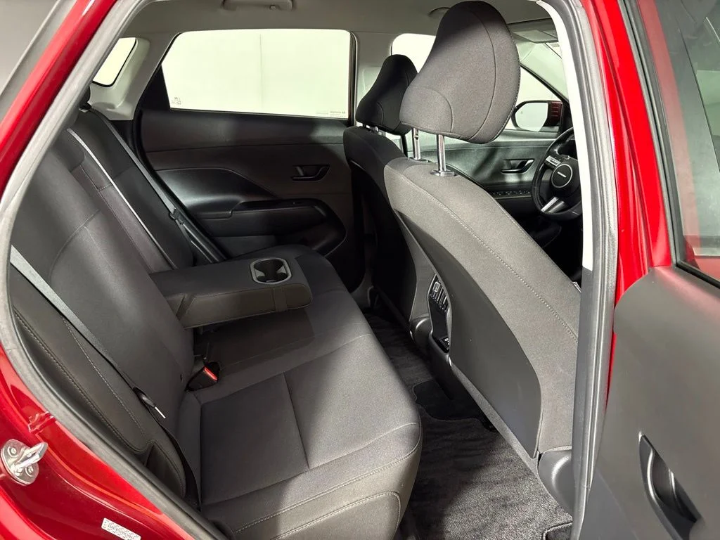 Used 2025 Red Hyundai SEL image 19
