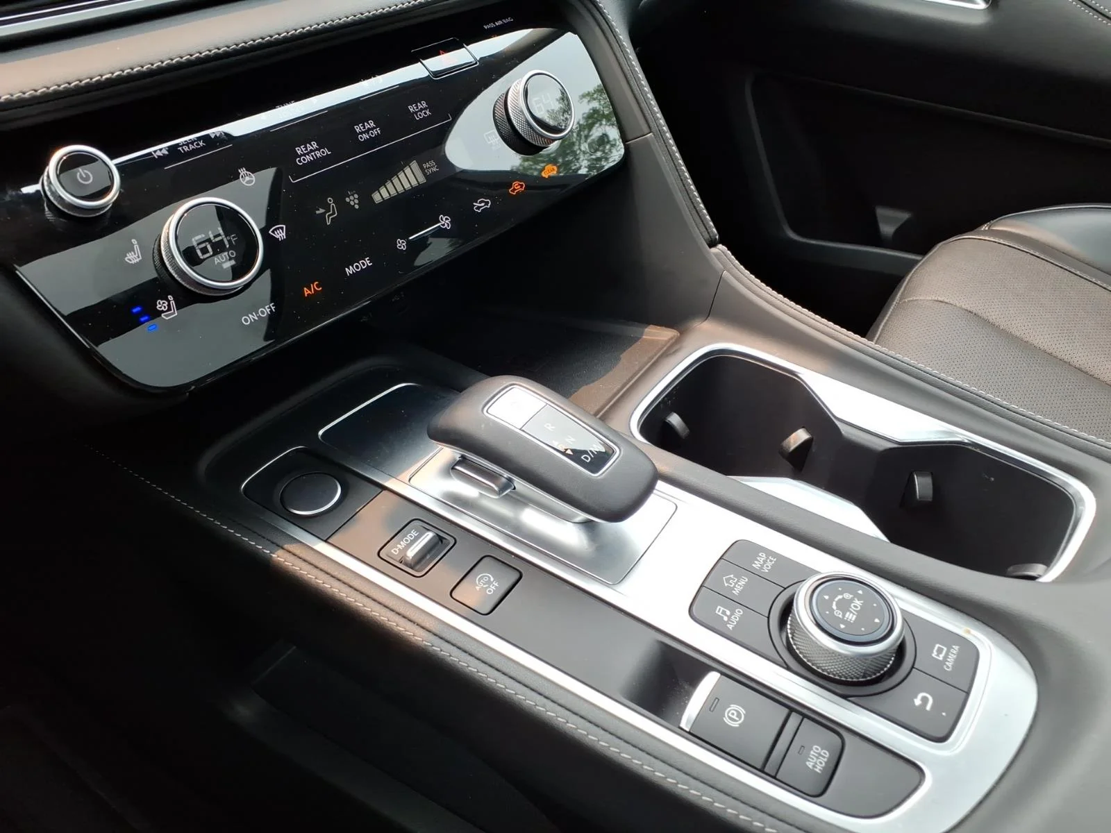 Certified Used 2025 Silver INFINITI Sensory image 20