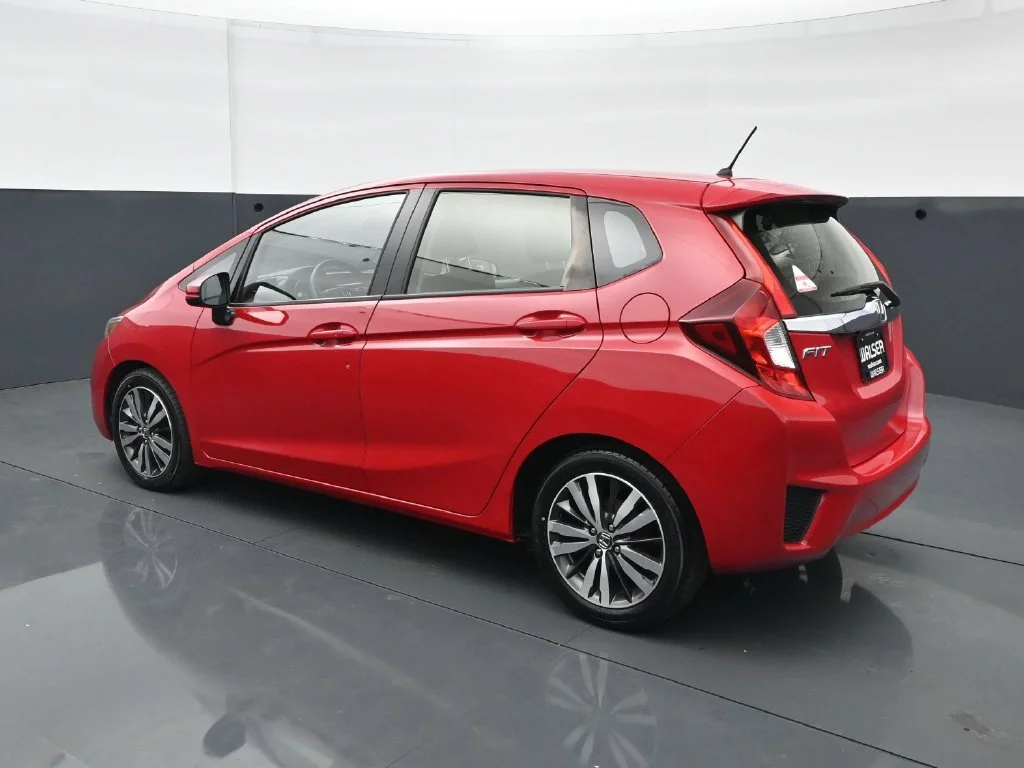 Used 2016  Honda 5D HATCHBACK EX AT image 4