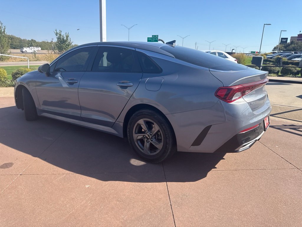 Used 2021 Silver Kia LXS image 5