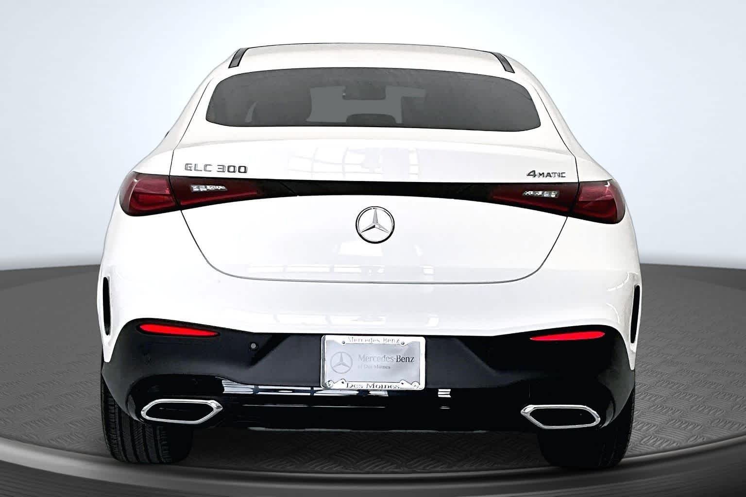 New 2026 Polar White Mercedes-Benz GLC 300 image 5