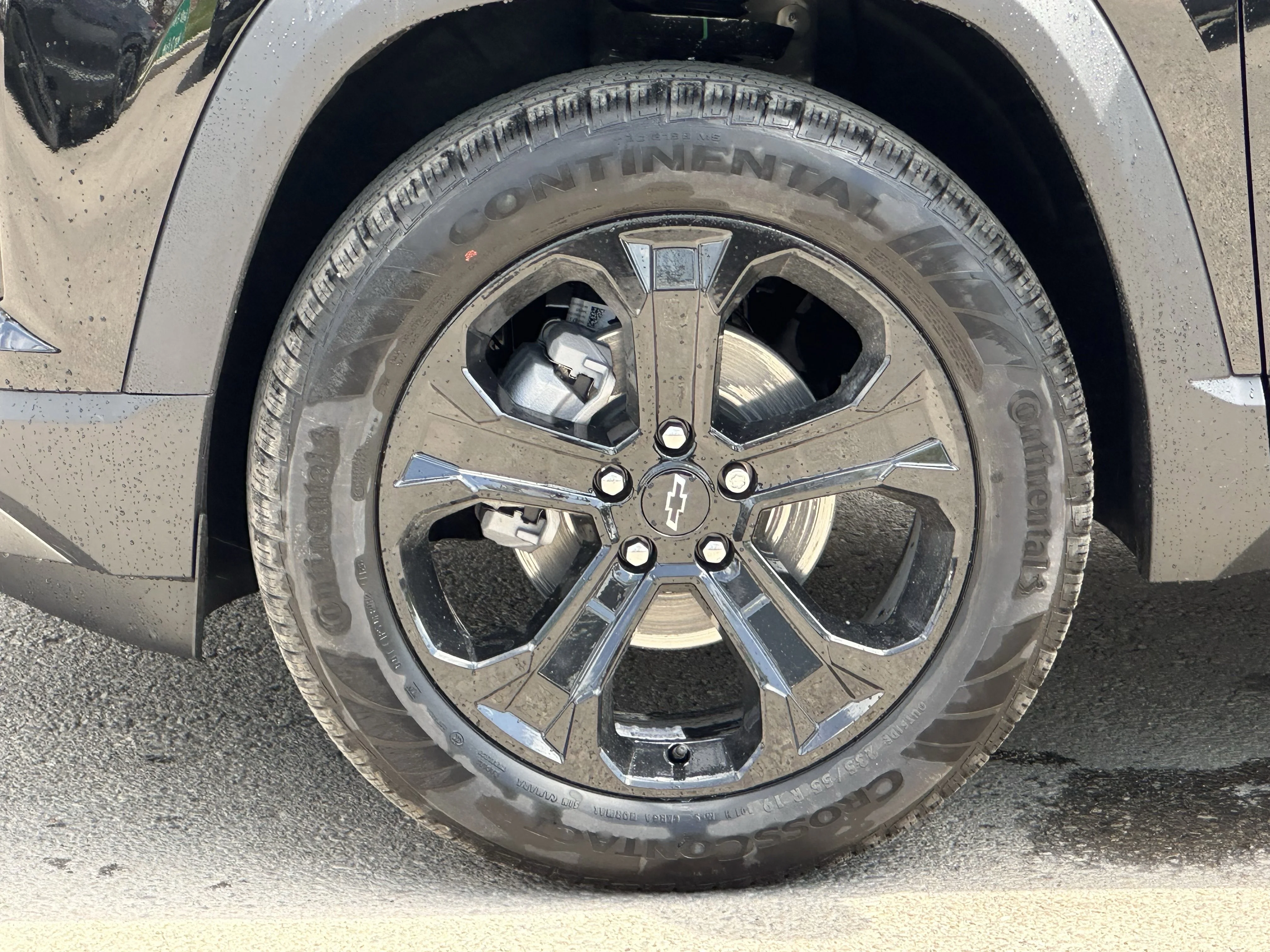 New 2026 Mosaic Black Metallic Chevrolet AWD LT image 6