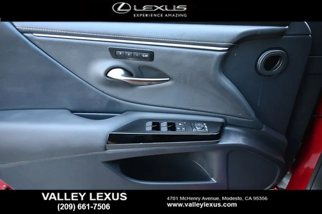 Certified Used 2024 MATADOR RED MICA Lexus 300h image 12