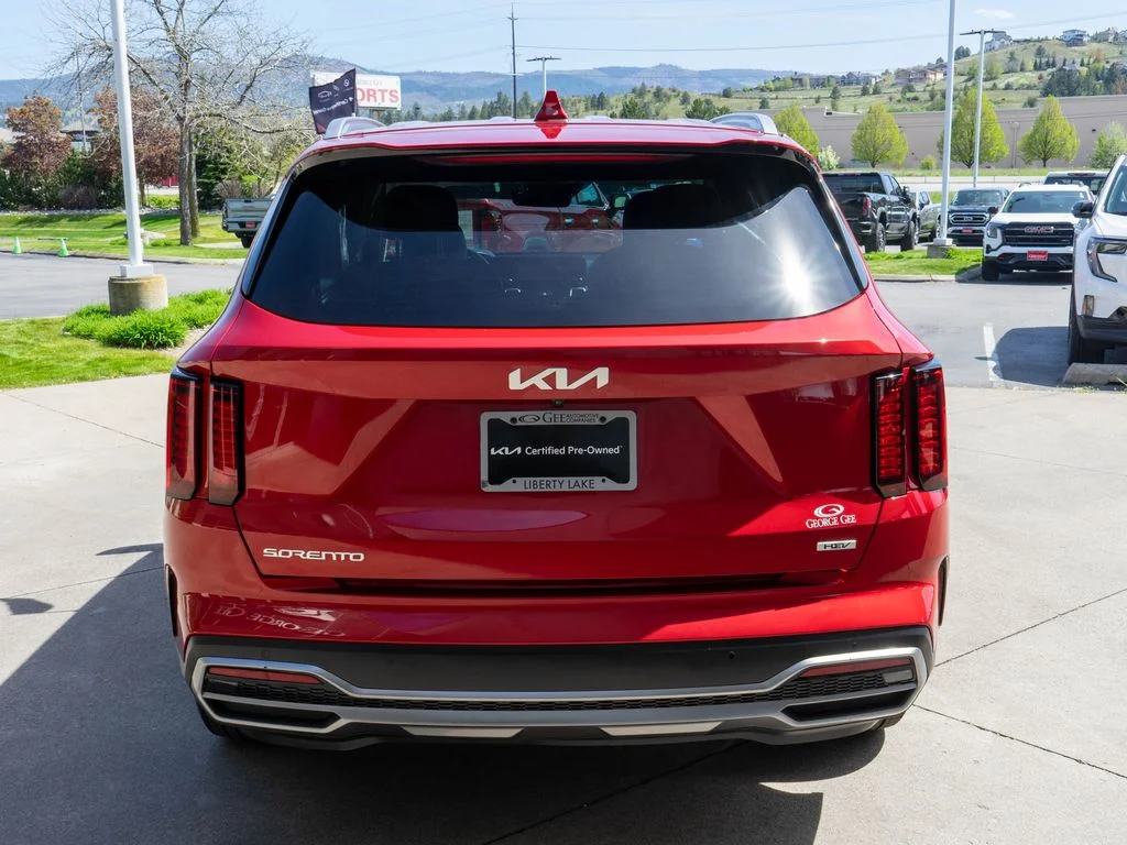 Used 2023 Red Kia EX image 6