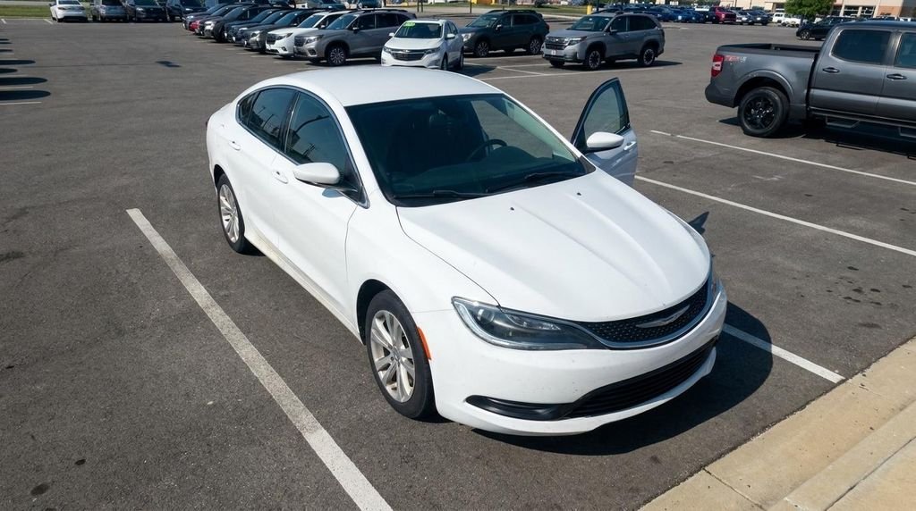 Used 2017 Bright White Clearcoat Chrysler LX image 1