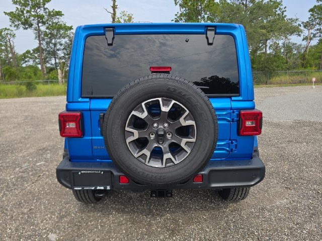 New 2026 Hydro Blue Pearl-Coat Exterior Paint Jeep Sahara image 5