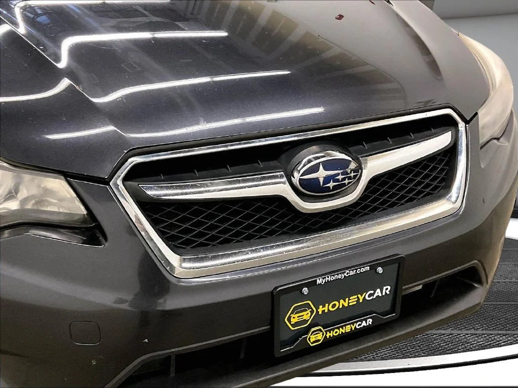 Used 2015 Gray Subaru 2.0i Limited image 30