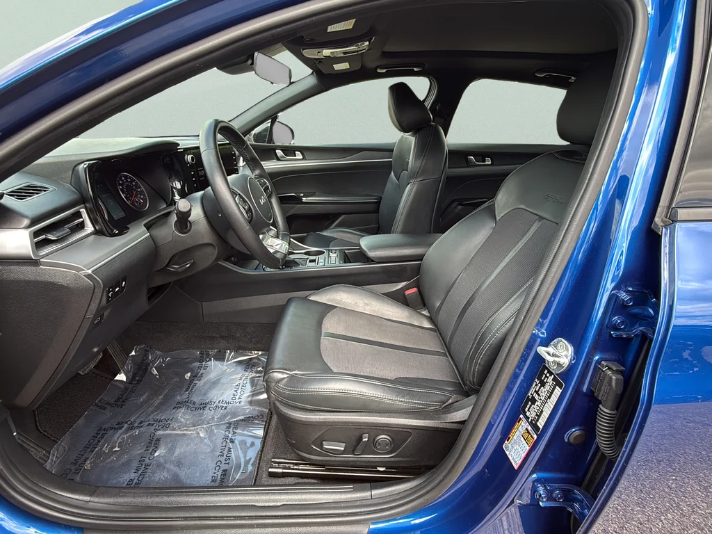 Certified Used 2023 Sapphire Blue Kia GT-Line image 9