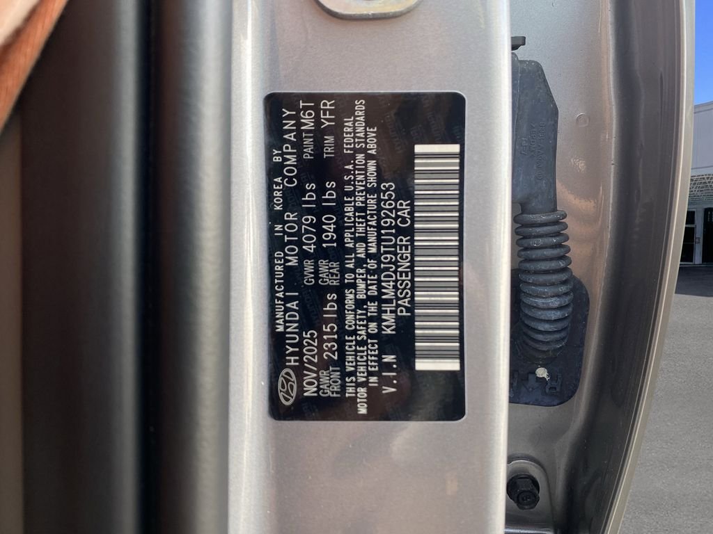 Used 2026 Fluid Metal Hyundai SEL Sport image 33