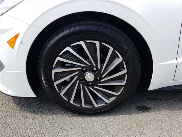 2024 Hyundai Sonata Hybrid SEL - Photo 22