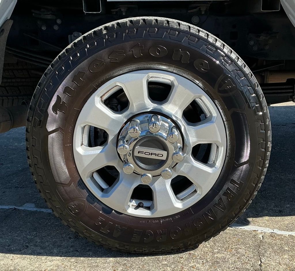 Used 2024 White Ford XLT image 12
