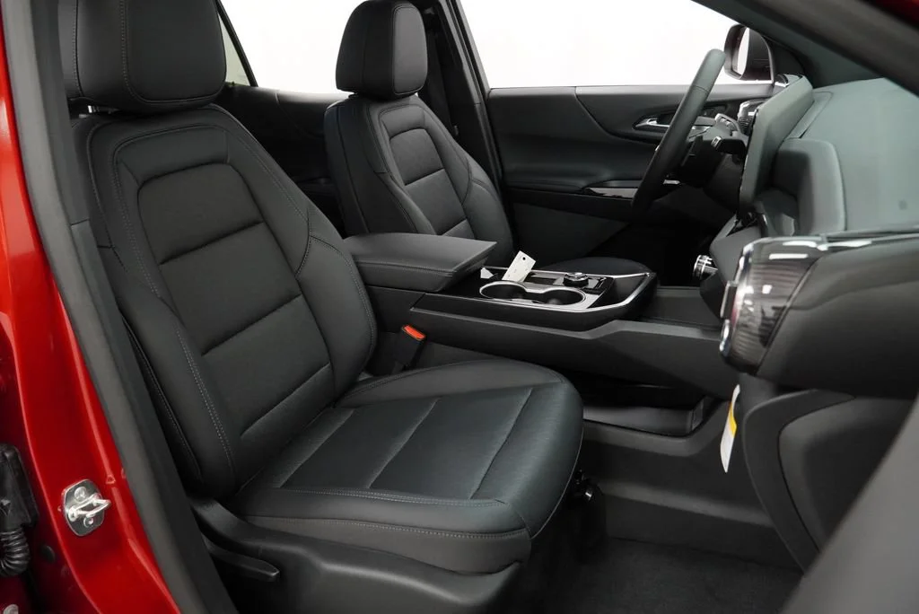 New 2027 Radiant Red Tintcoat Chevrolet LT image 28