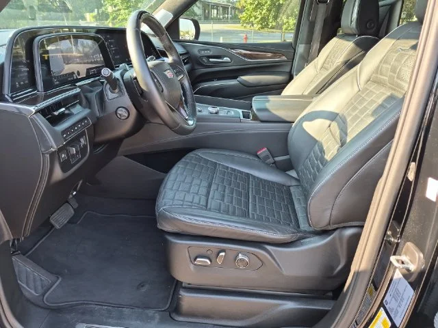 Used 2024 Black Cadillac Sport Platinum image 16