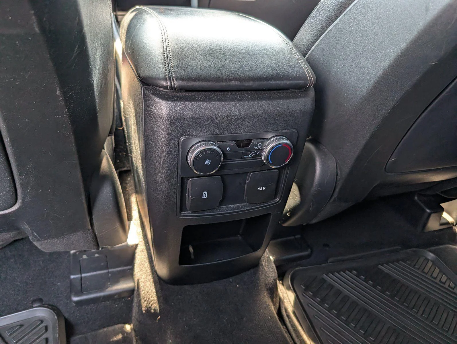 Used 2020 Iconic Silver Ford XLT image 29