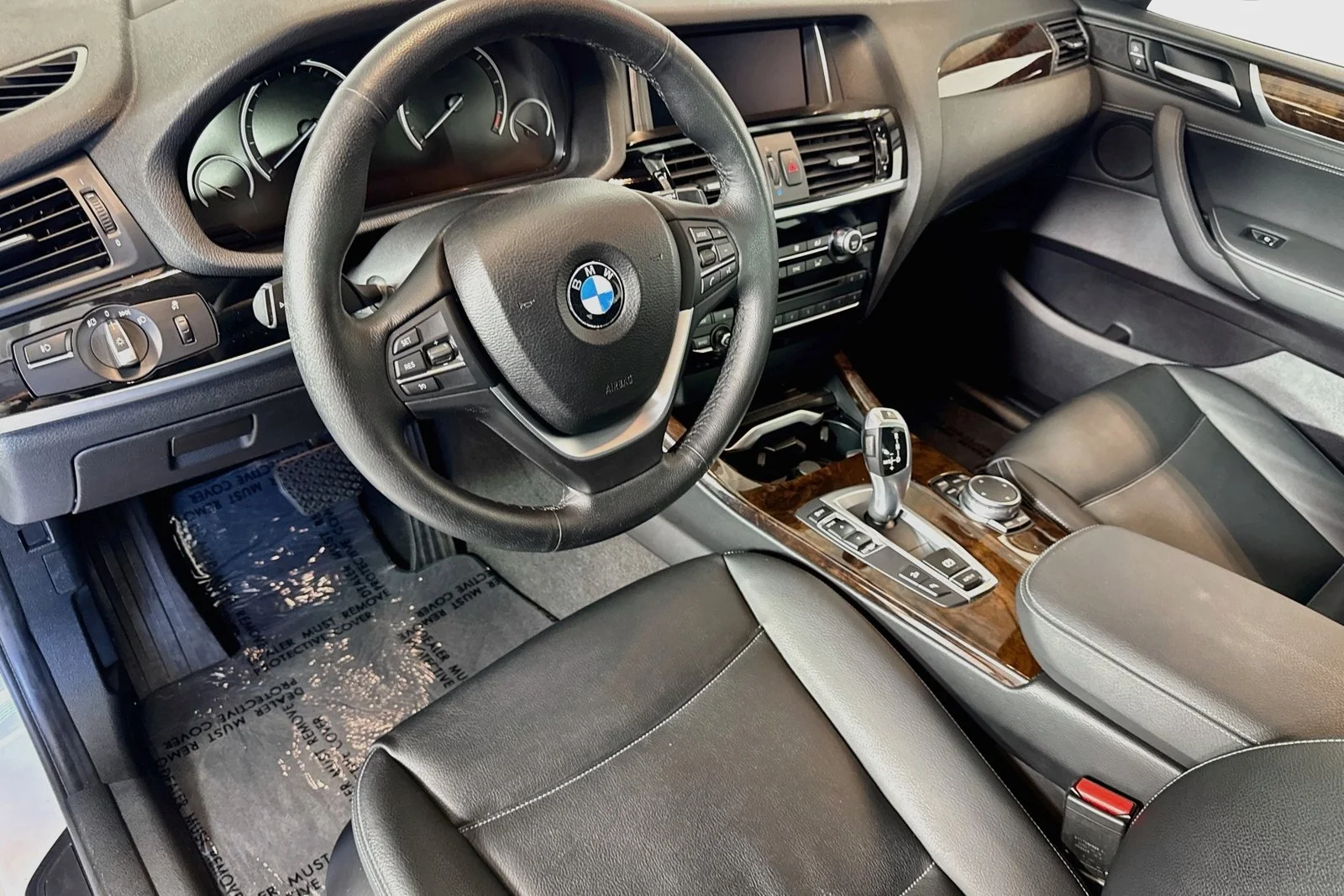 Used 2016 Alpine White BMW xDrive28i image 9