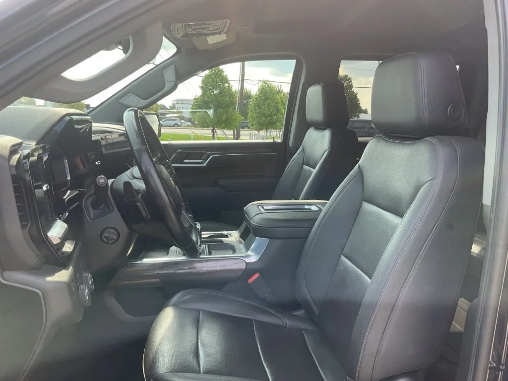 Used 2022 Gray Chevrolet LTZ image 11