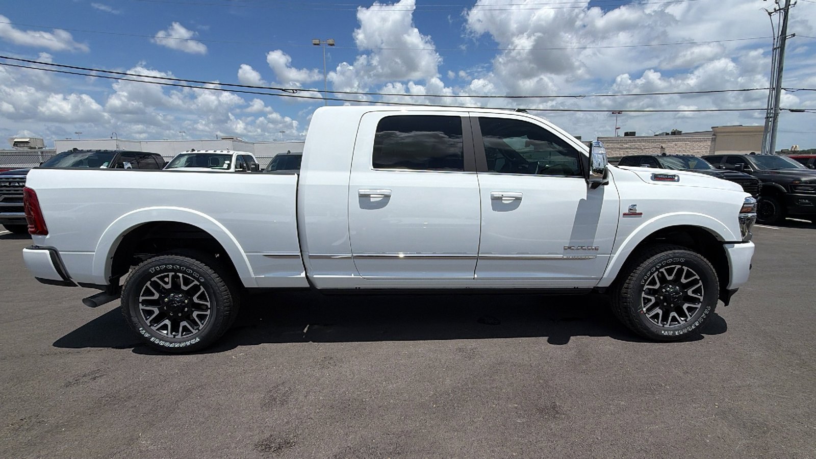 New 2026 Bright White Clear-Coat Exterior Paint RAM Limited image 4
