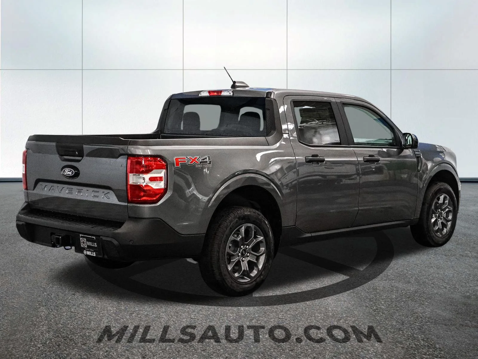 New 2026 Gray Ford XLT image 8